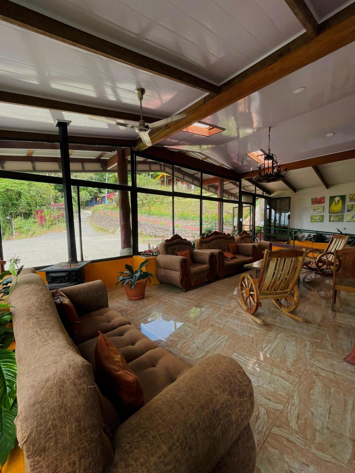 Heliconias Rainforest Lodge 比加瓜 外观 照片